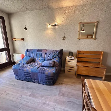 Apartment Cosy Au Pied Des Pistes, Balcon Sud, Parking - Fr-1-515-221